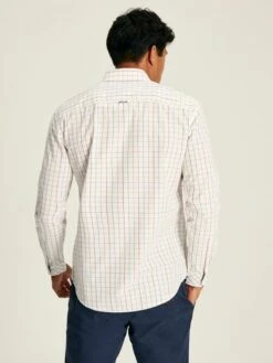 Front Page -UK Clothing Sales 2024 587692s2