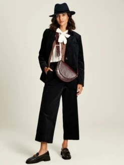 Burgundy Red Half Moon Cross Body Bag 10 Burgundy Red Half Moon Cross Body Bag -UK Clothing Sales 2024 C00062s3