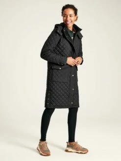 Front Page -UK Clothing Sales 2024 C22152s2