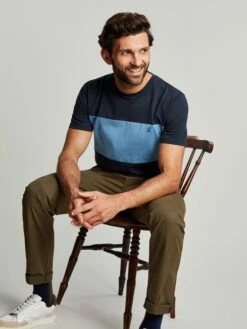 Blue Colourblock T-Shirt -UK Clothing Sales 2024 U11944s4